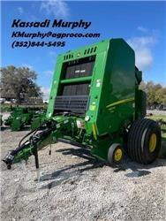 John Deere 460M 圆捆打捆机