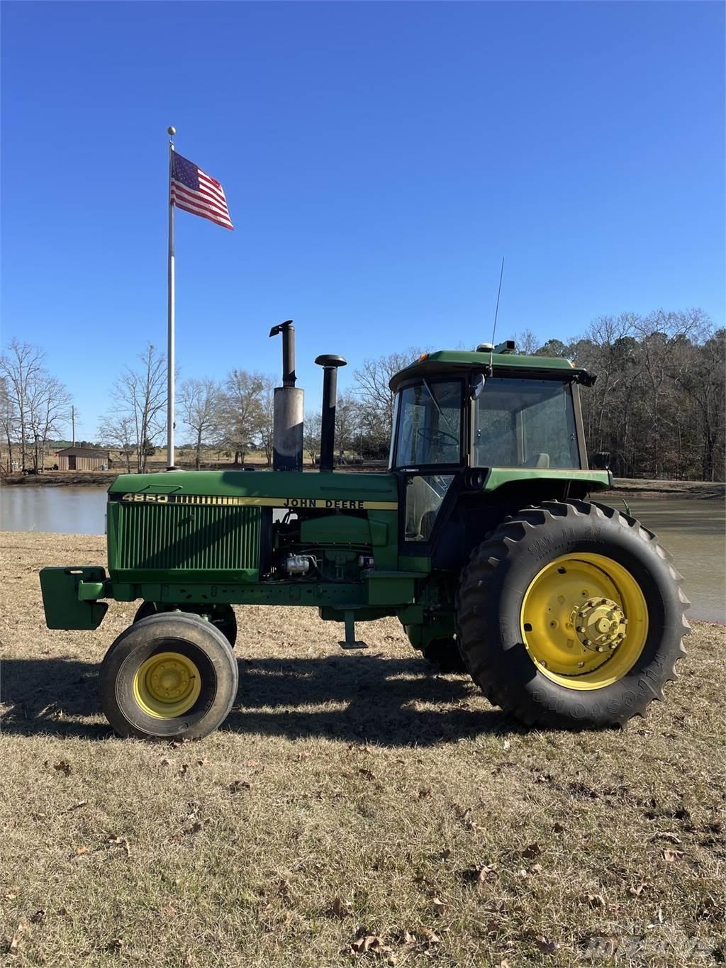 John Deere 4850 拖拉机/农用车