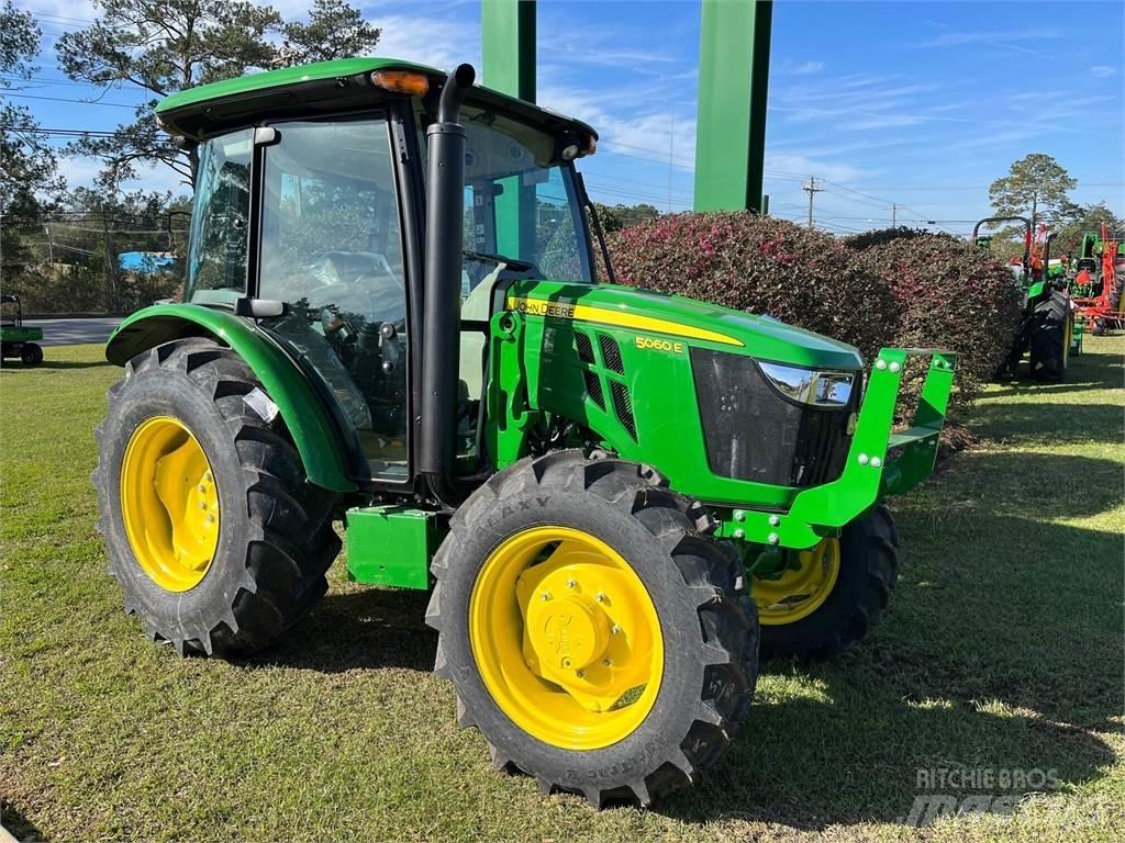 John Deere 5060E 拖拉机/农用车