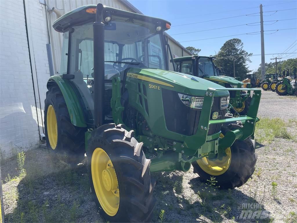 John Deere 5067E 拖拉机/农用车