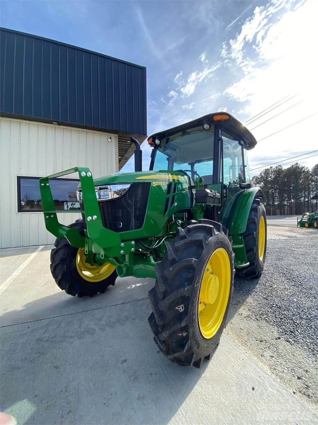 John Deere 5075E 拖拉机/农用车