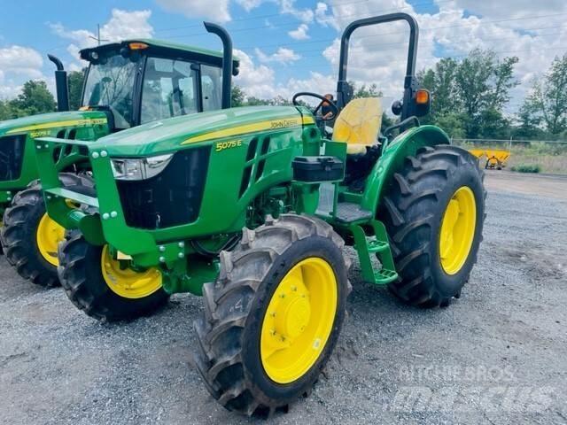 John Deere 5075E 拖拉机/农用车