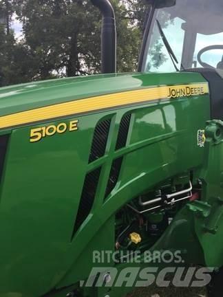 John Deere 5100E 拖拉机/农用车