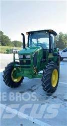 John Deere 5100E 小型拖拉机