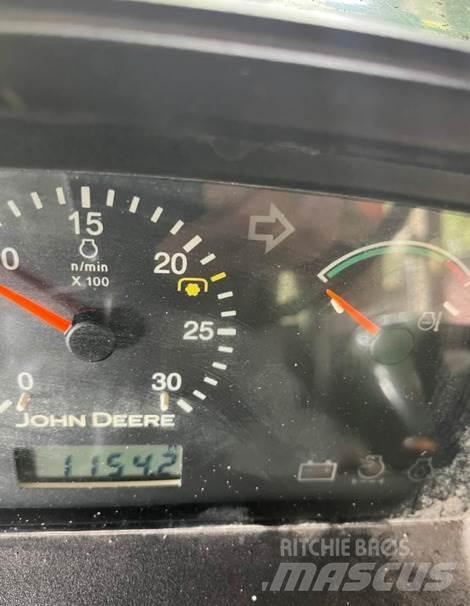 John Deere 5205 拖拉机/农用车