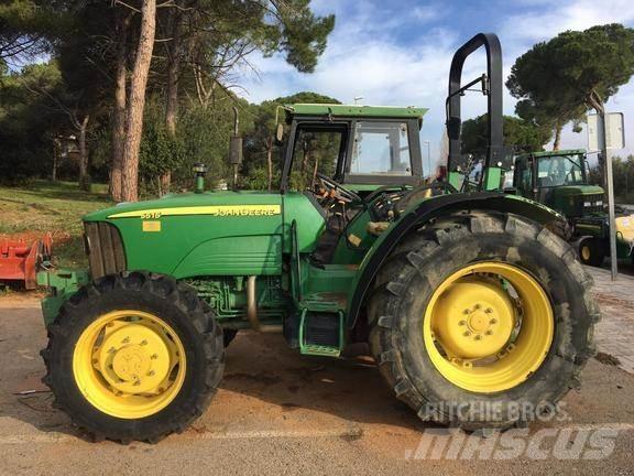 John Deere 5515 拖拉机/农用车