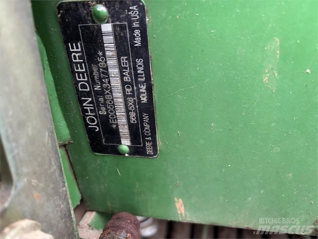 John Deere 568 圆捆打捆机