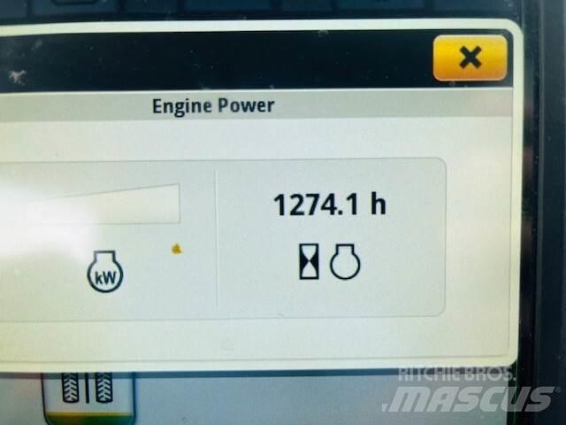 John Deere 600R 牵引式喷雾机