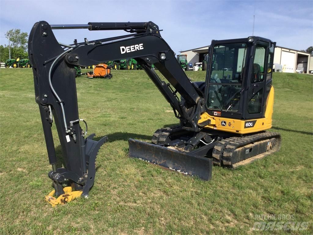 John Deere 60G 小型挖掘机