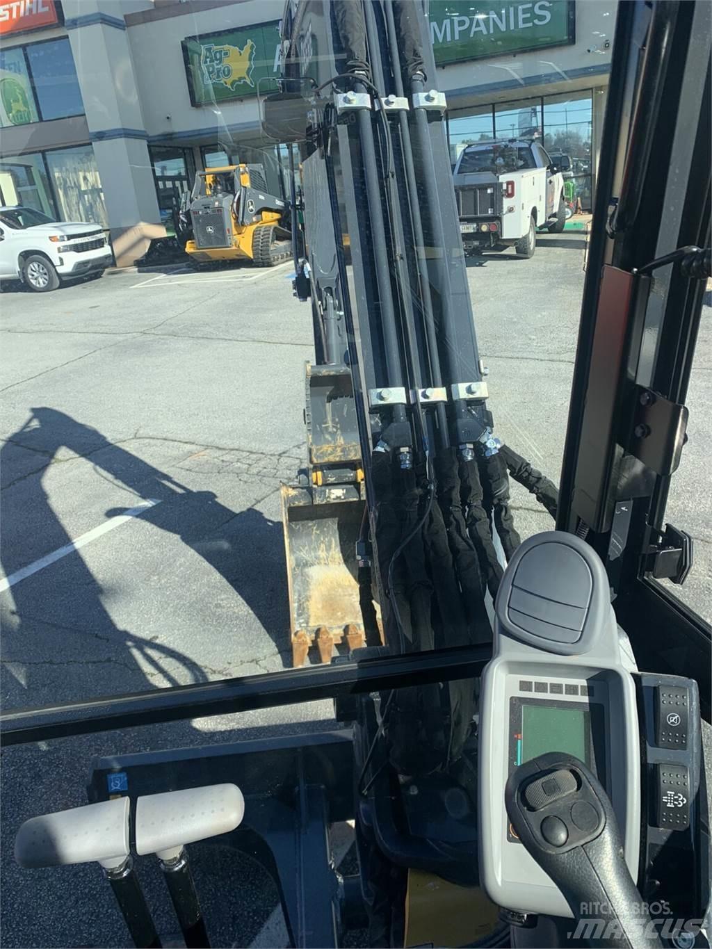 John Deere 60P 长臂挖掘机