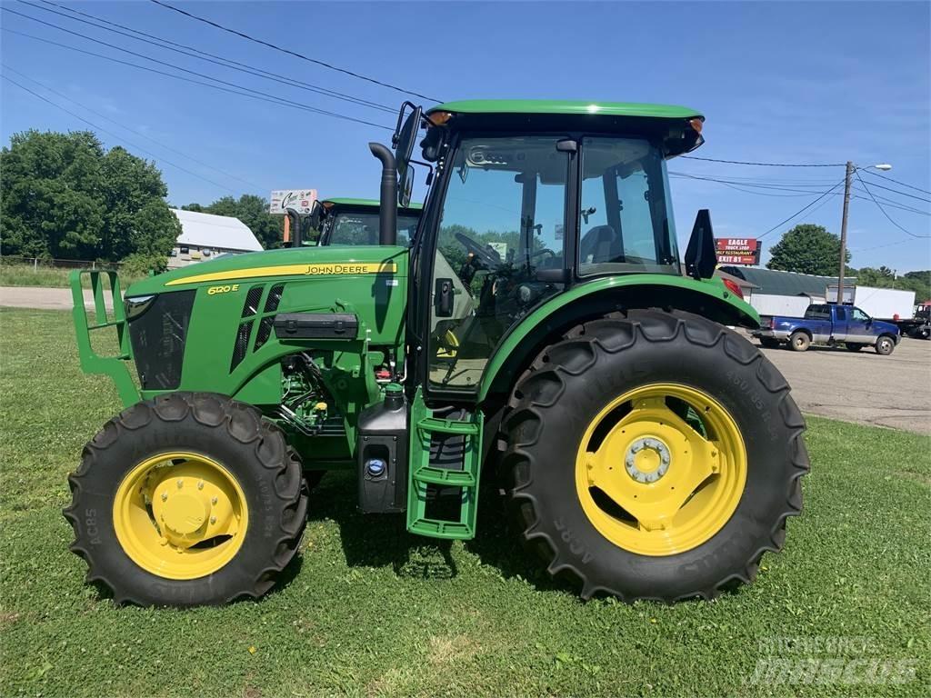 John Deere 6120E 拖拉机/农用车