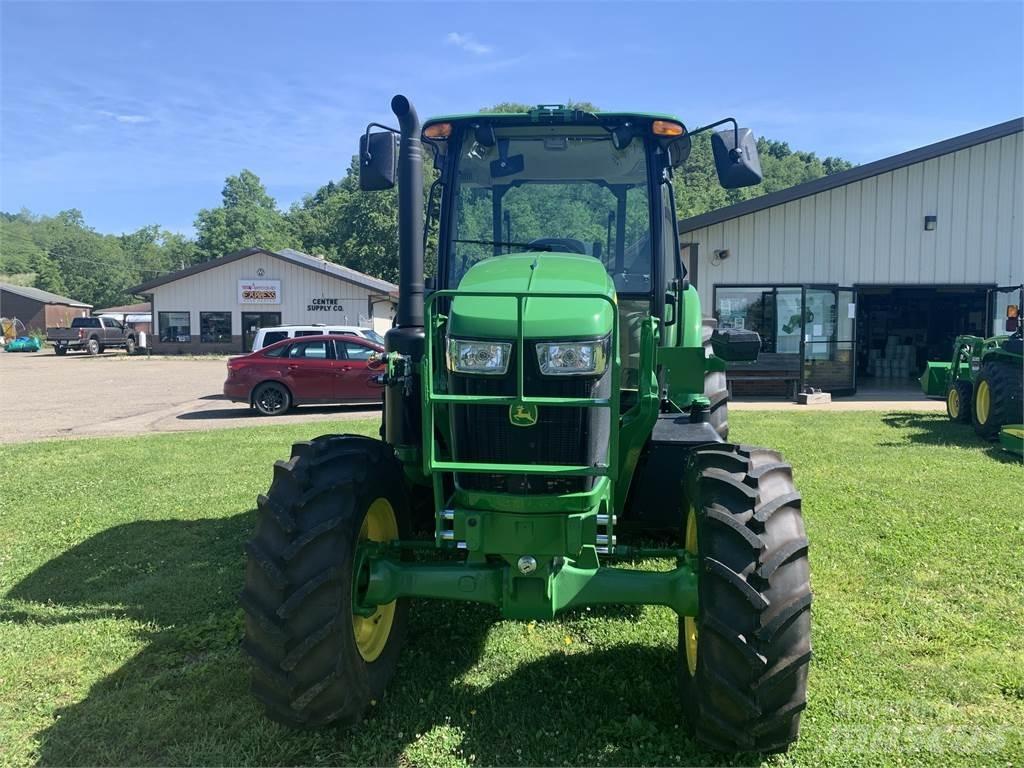 John Deere 6120E 拖拉机/农用车