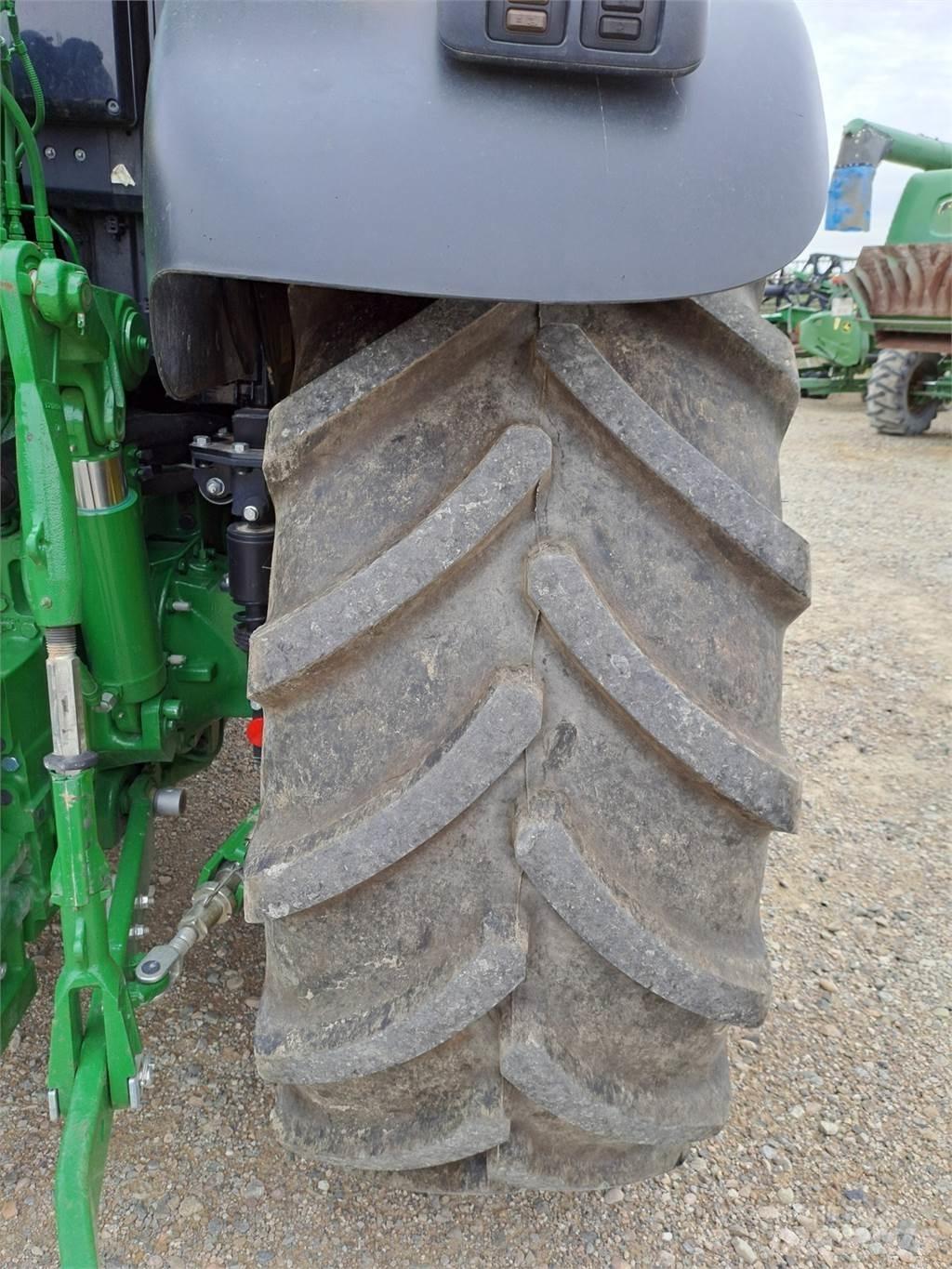 John Deere 6155M 拖拉机/农用车