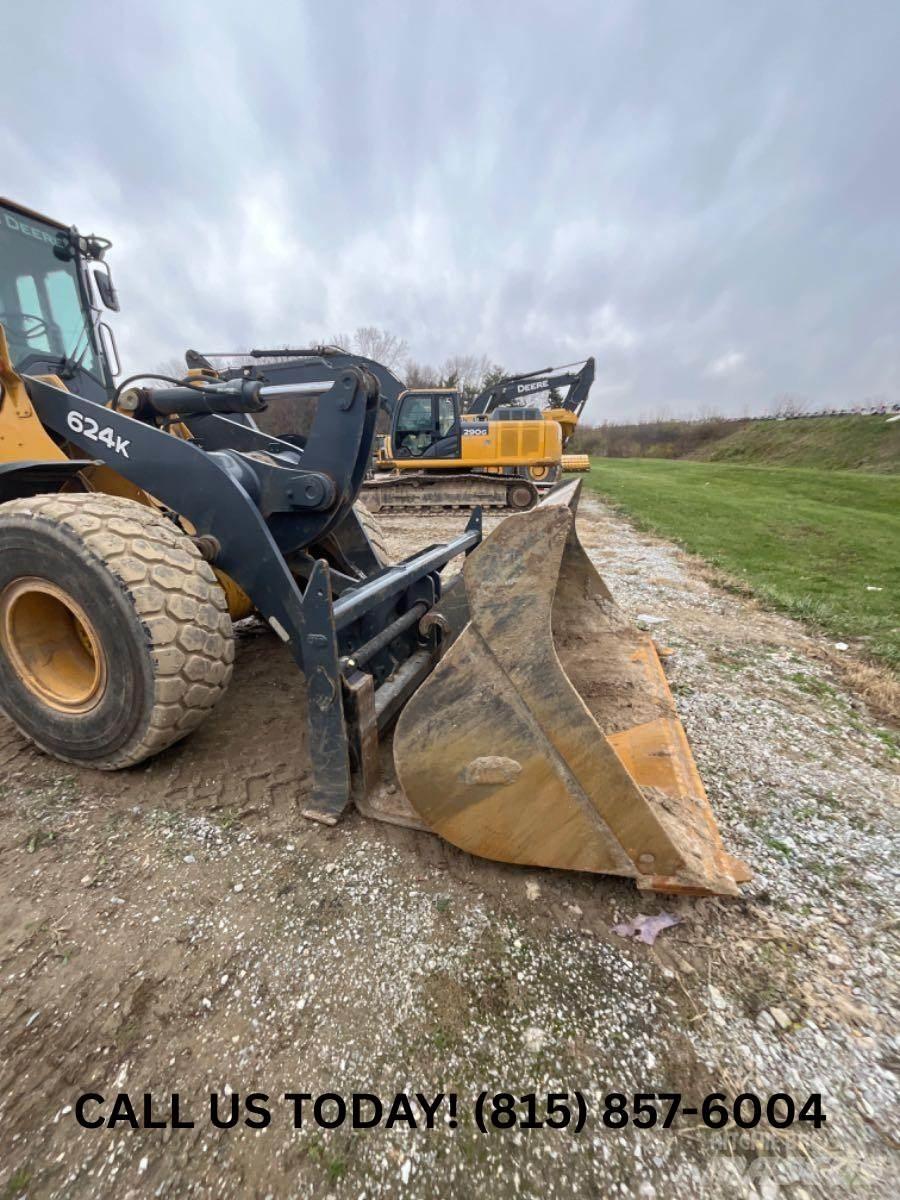 John Deere 624K 轮式装载机