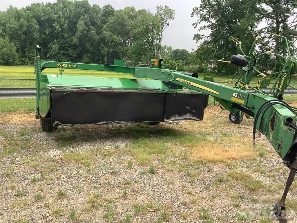 John Deere 635 割草调节装置