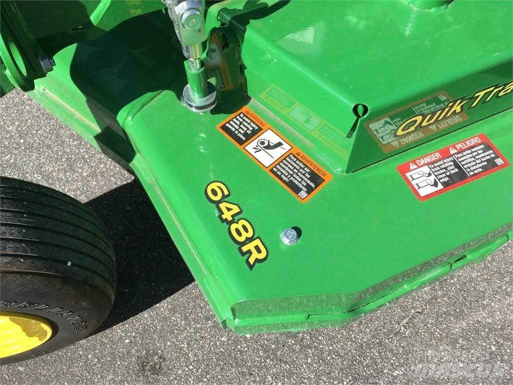 John Deere 648R 骑乘式割草机