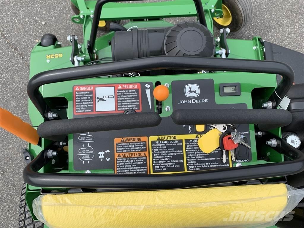 John Deere 652R 骑乘式割草机