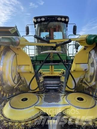 John Deere 7700 青饲料收获机