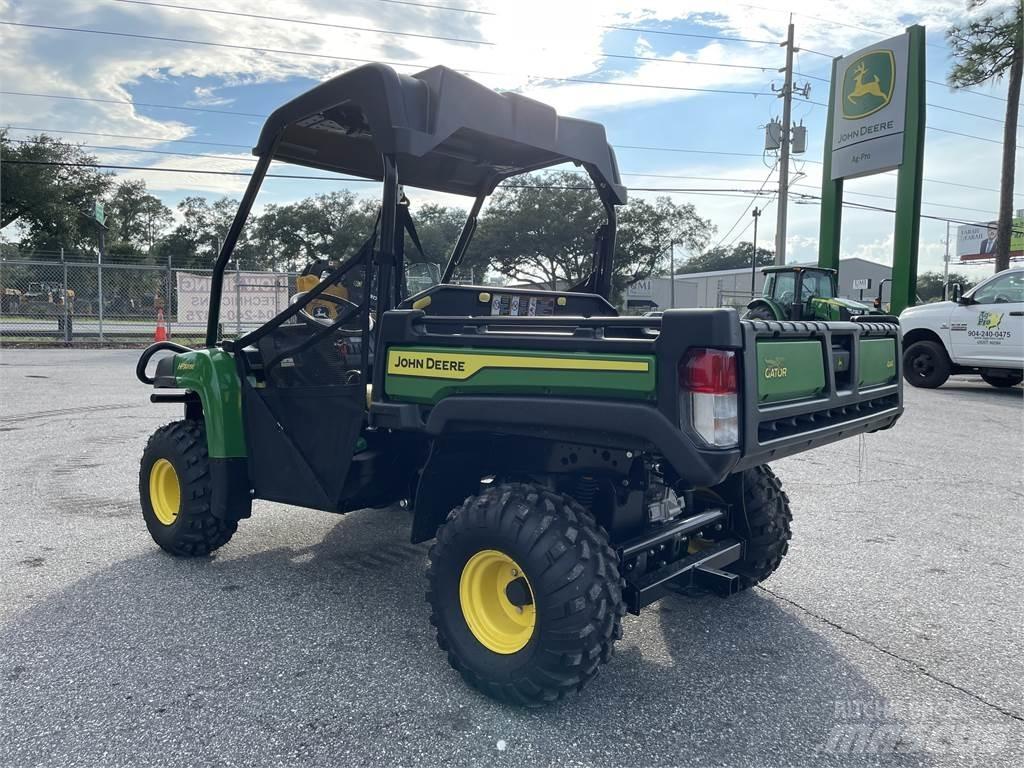John Deere 815E 全地形车