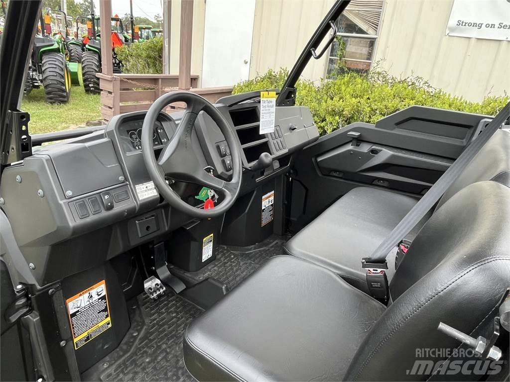 John Deere 835M 全地形车