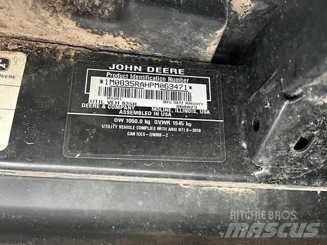 John Deere 835R 全地形车