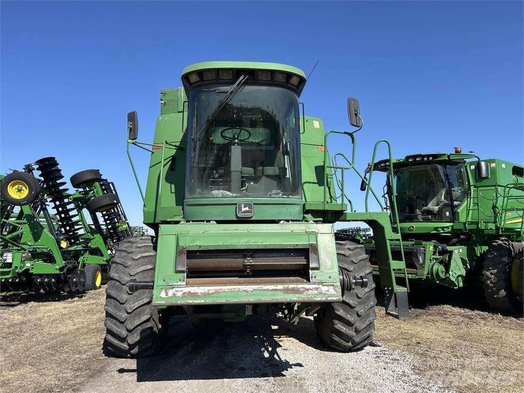 John Deere 9400 联合收割机