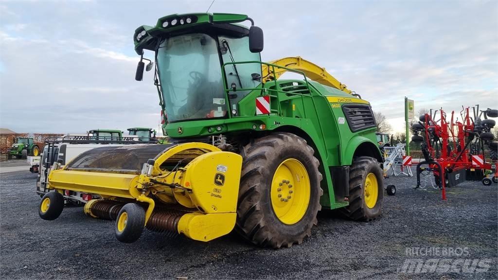John Deere 9600 青饲料收获机