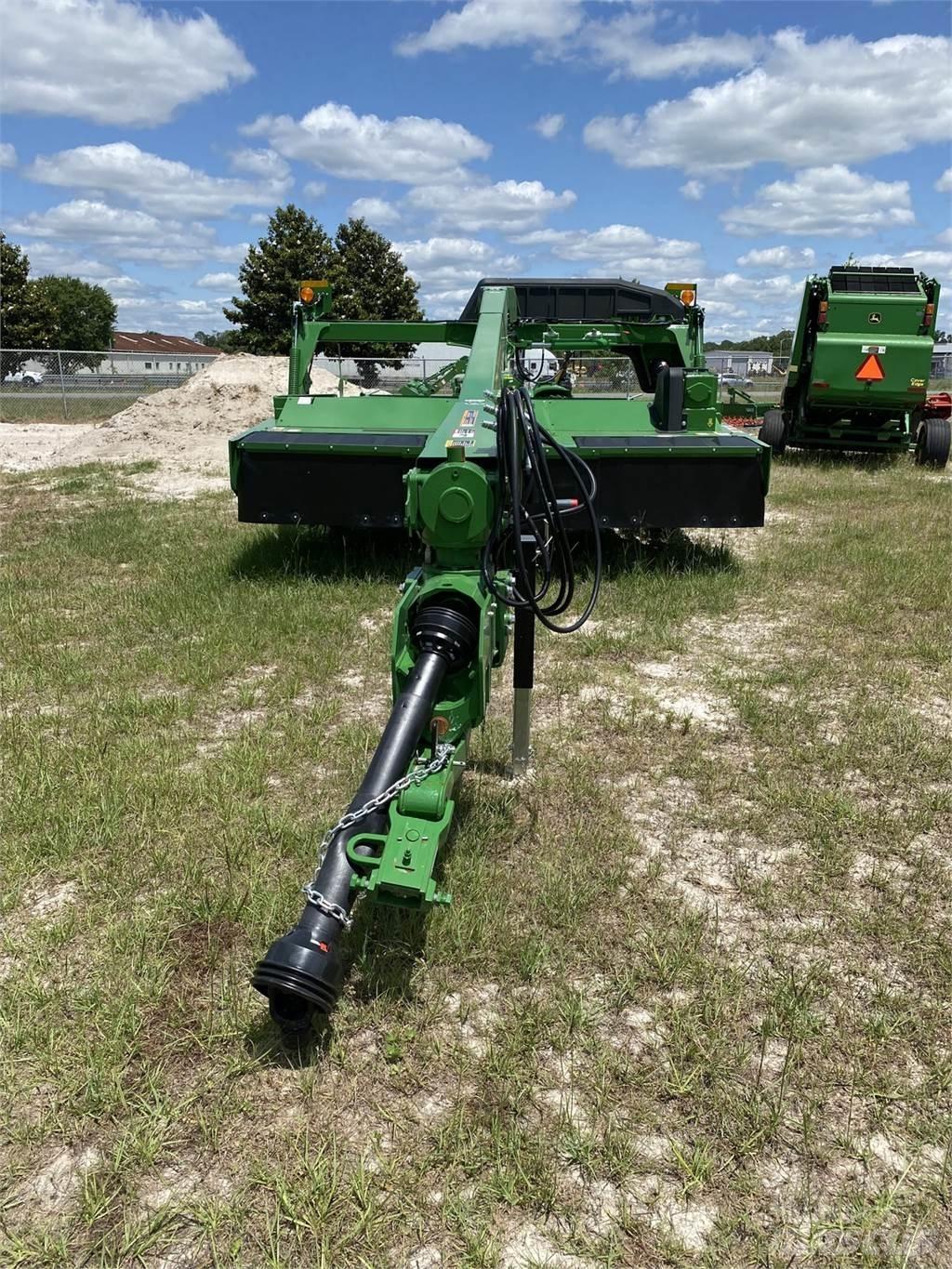 John Deere C350 割草调节装置