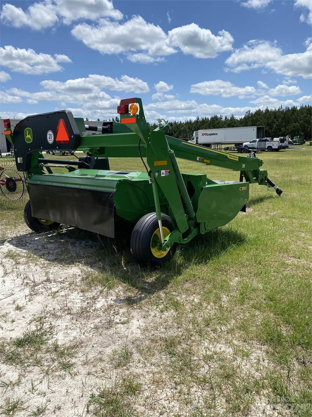 John Deere C350 割草调节装置