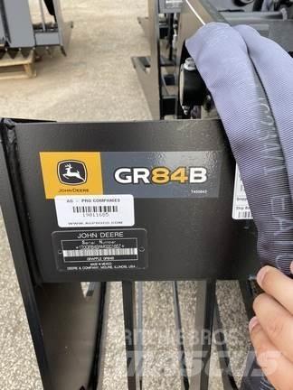 John Deere GR84B 其他组件