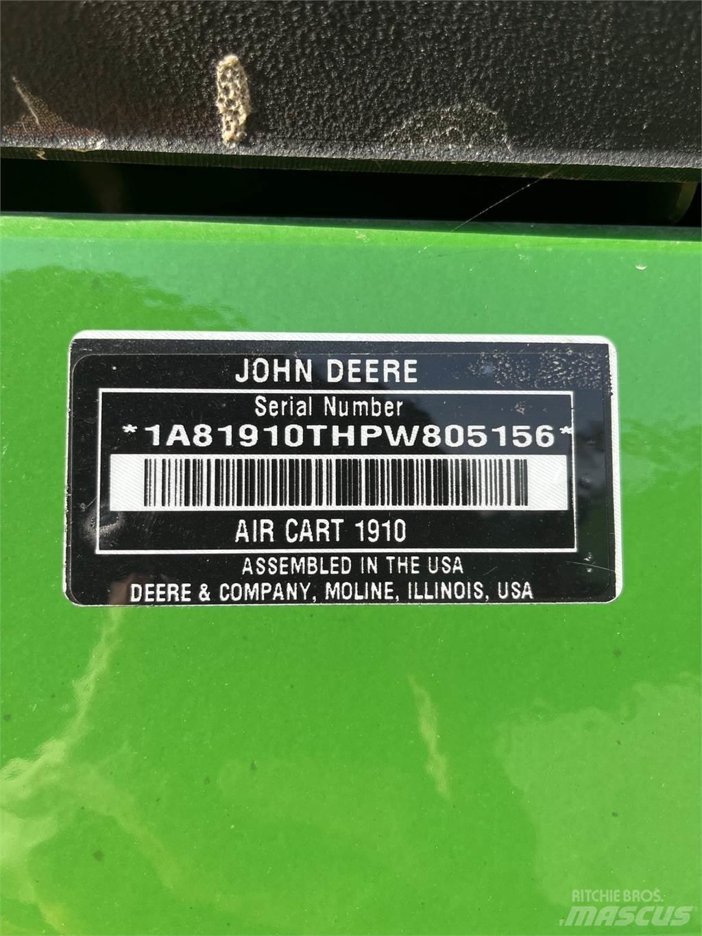 John Deere N560 条播机