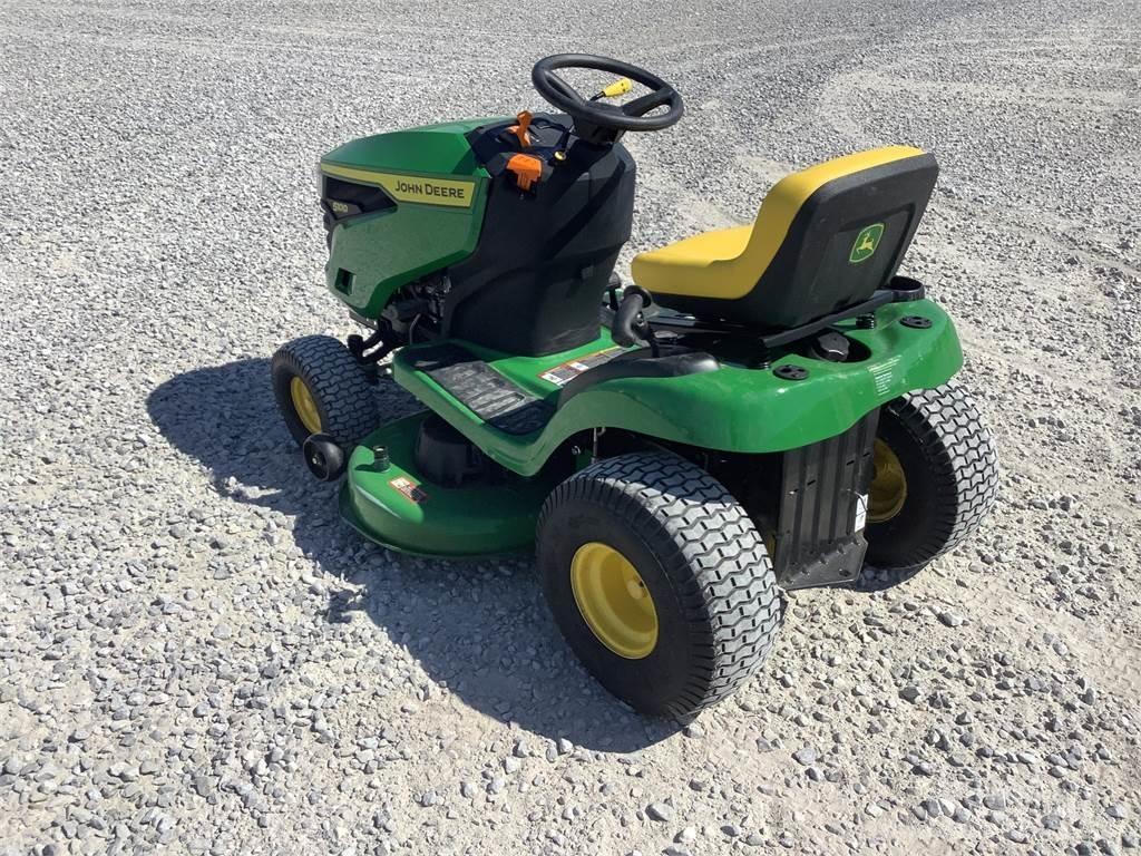 John Deere S100 骑乘式割草机