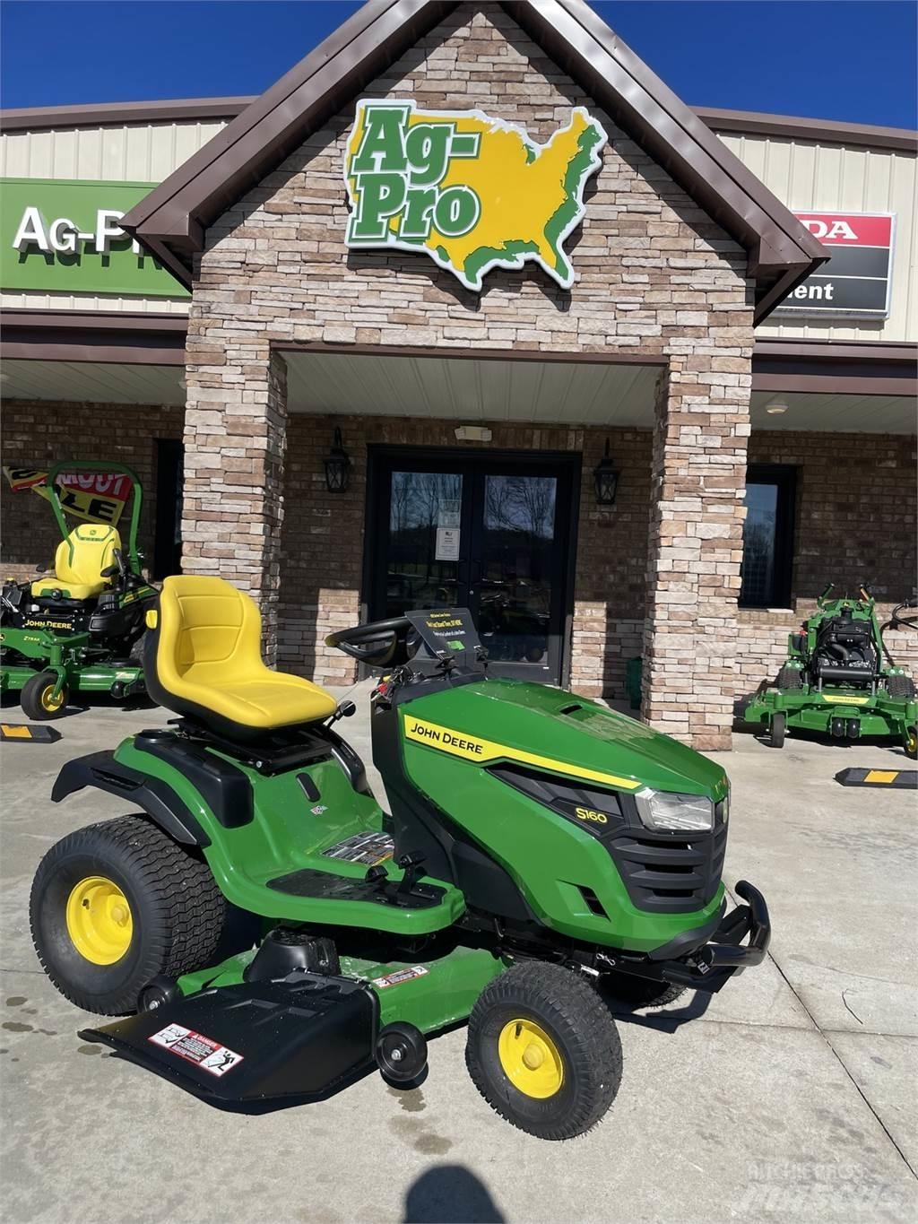 John Deere S160 小型拖拉机