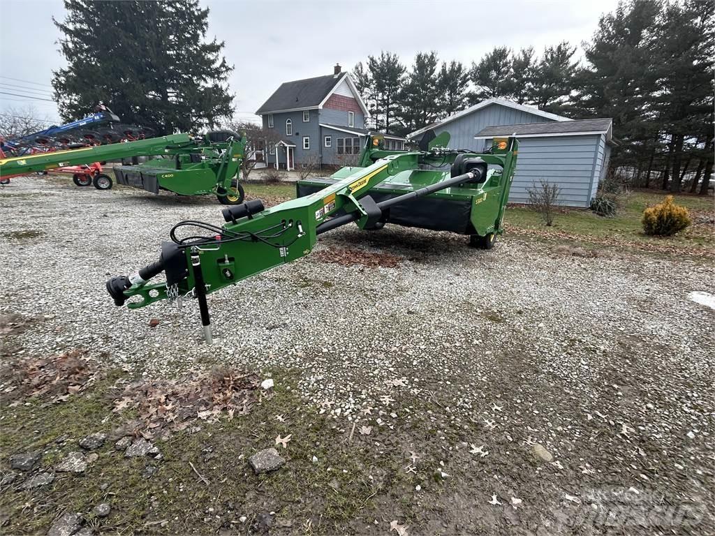 John Deere S300 割草调节装置