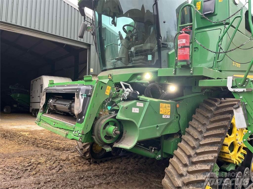 John Deere S785 联合收割机