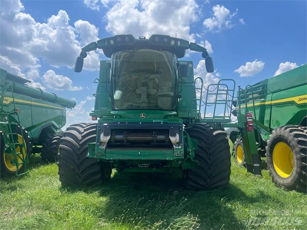 John Deere S790 联合收割机