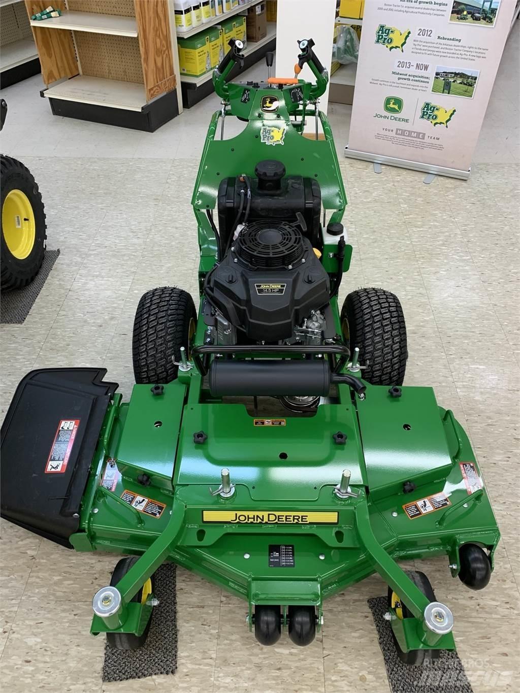 John Deere W48M 割草机