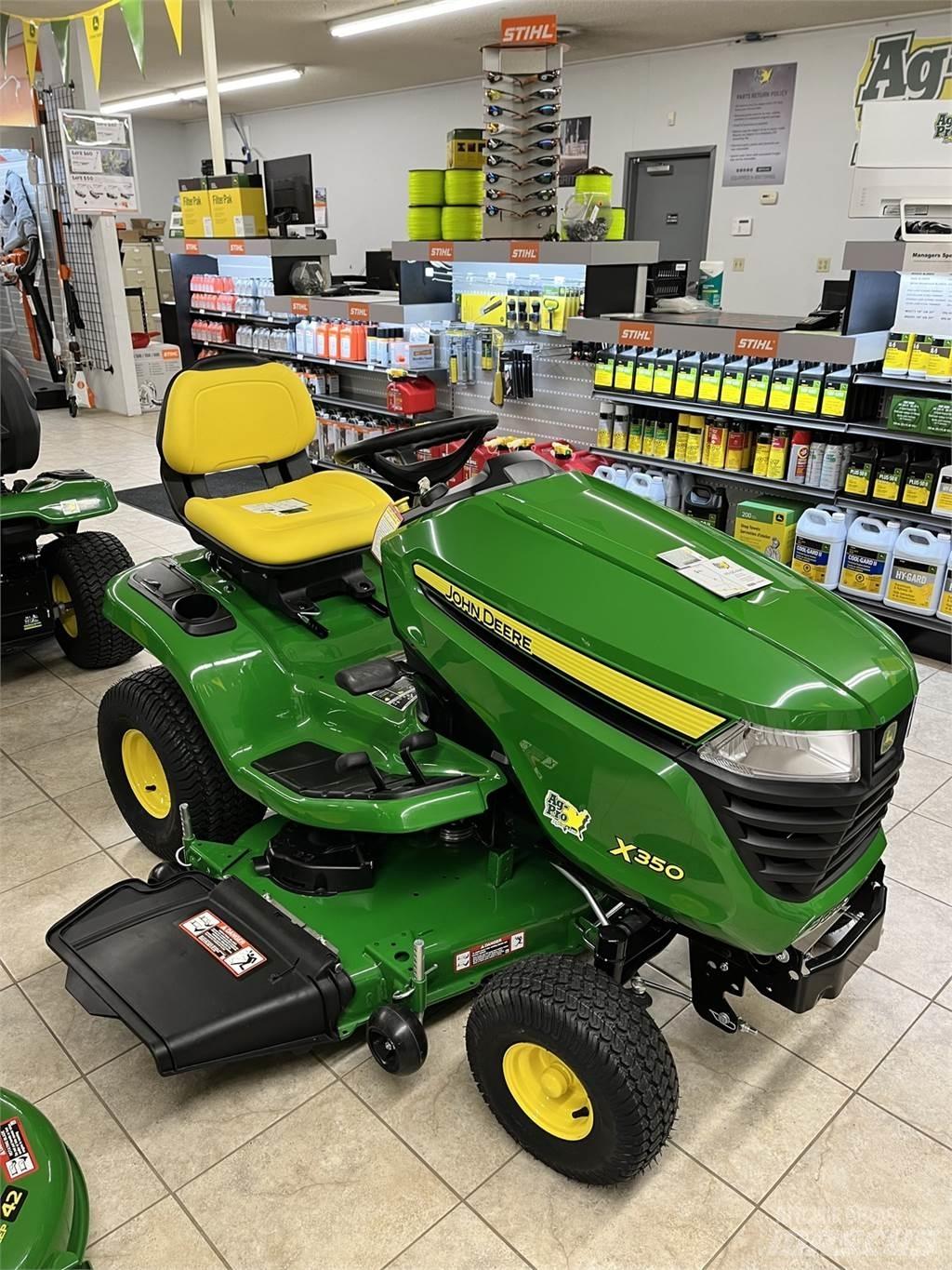John Deere X350 小型拖拉机
