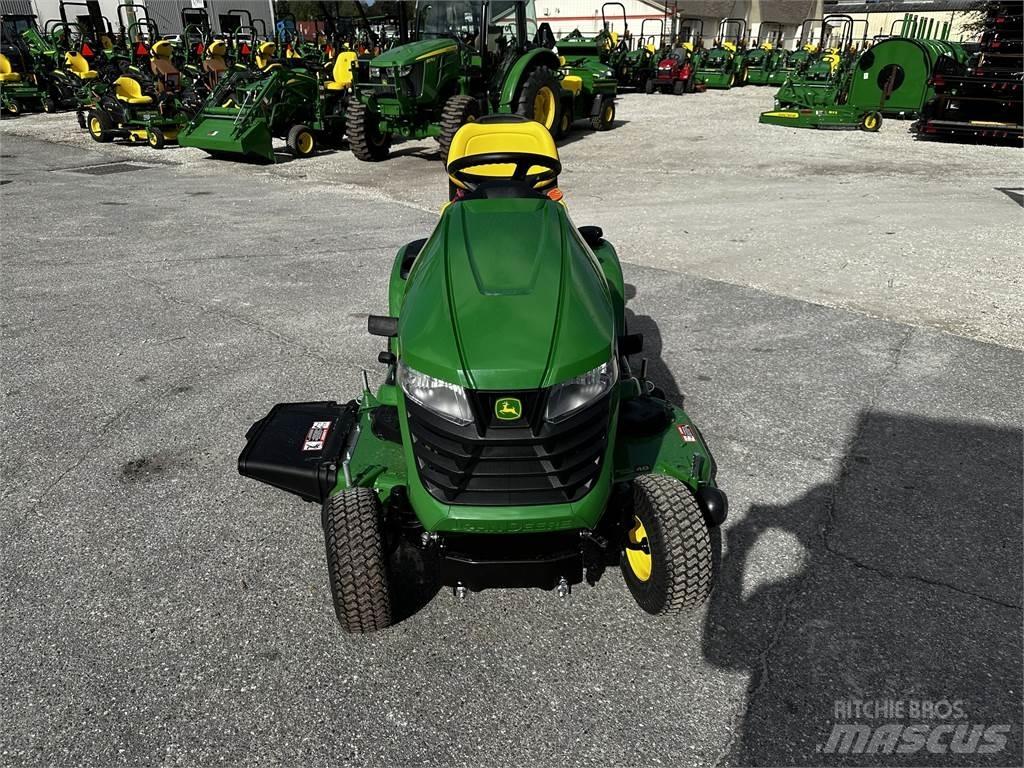John Deere X350 小型拖拉机