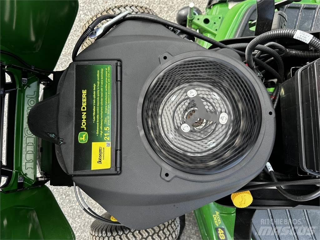 John Deere X350 小型拖拉机