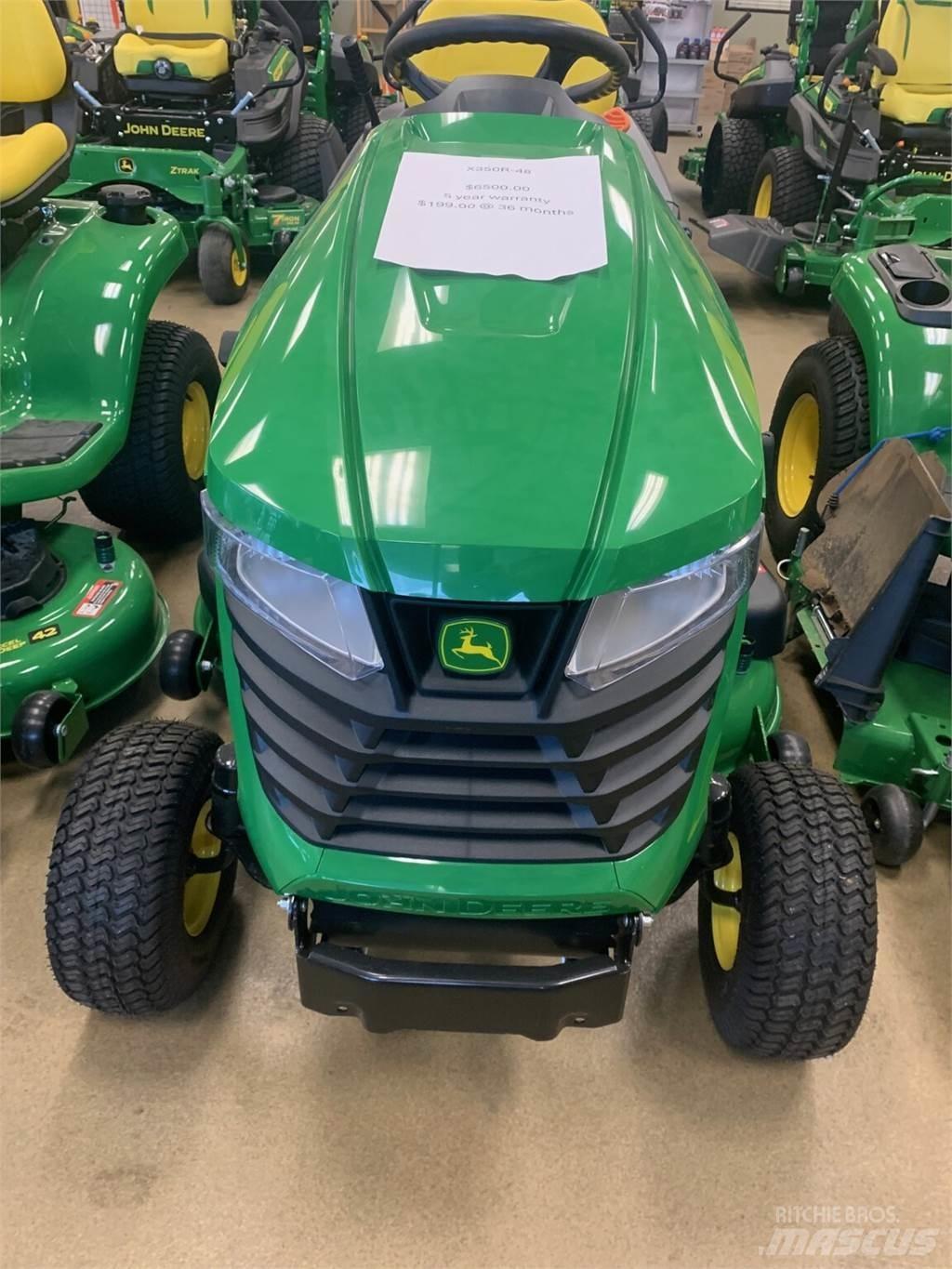 John Deere X350 小型拖拉机