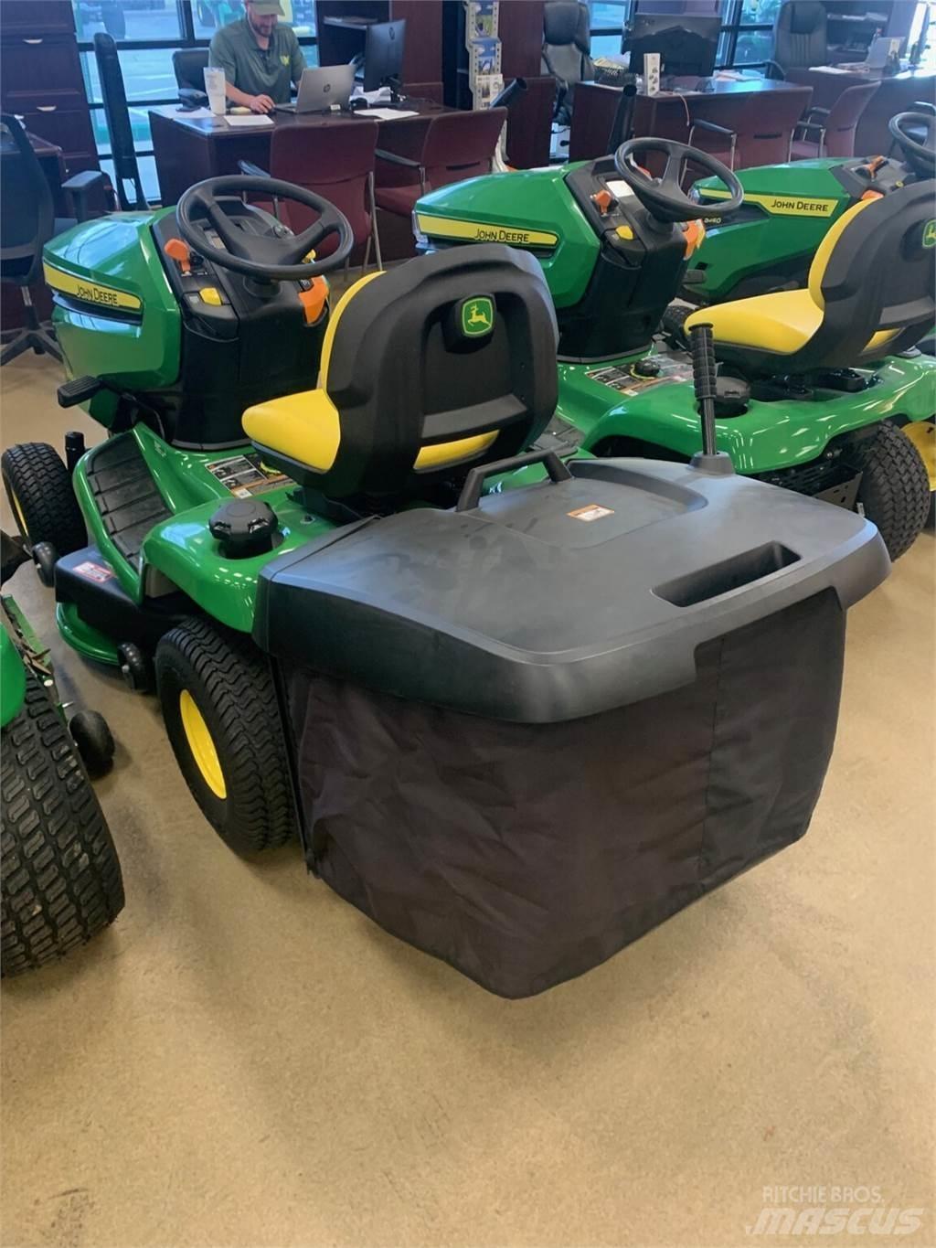 John Deere X350 小型拖拉机