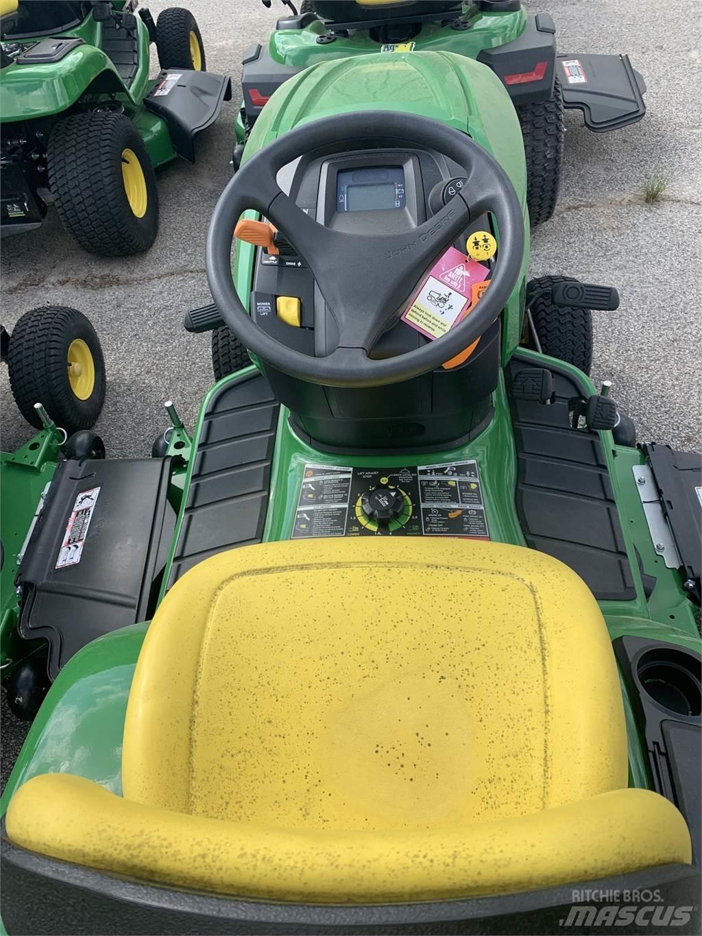 John Deere X350 小型拖拉机