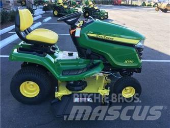 John Deere X350 小型拖拉机