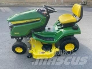 John Deere X350 小型拖拉机
