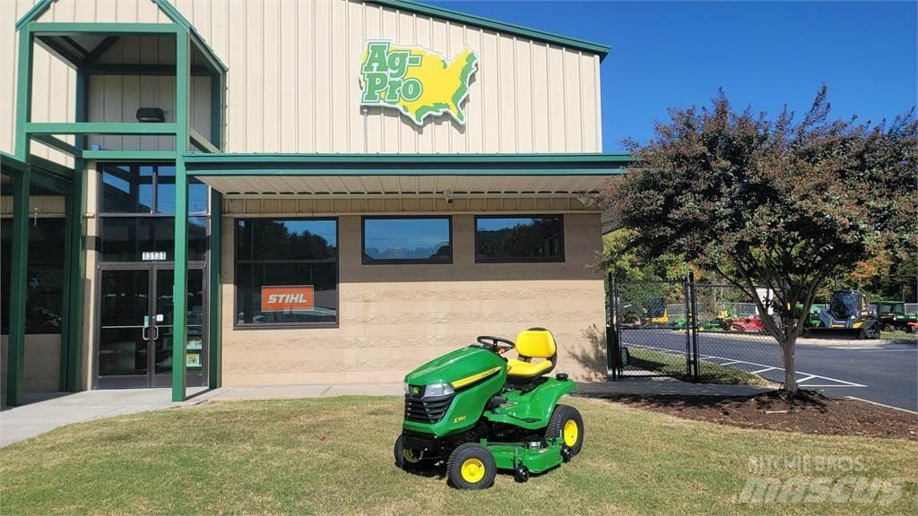 John Deere X350 小型拖拉机