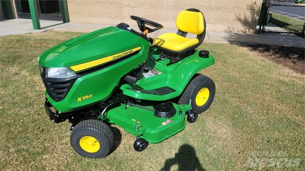 John Deere X350 小型拖拉机