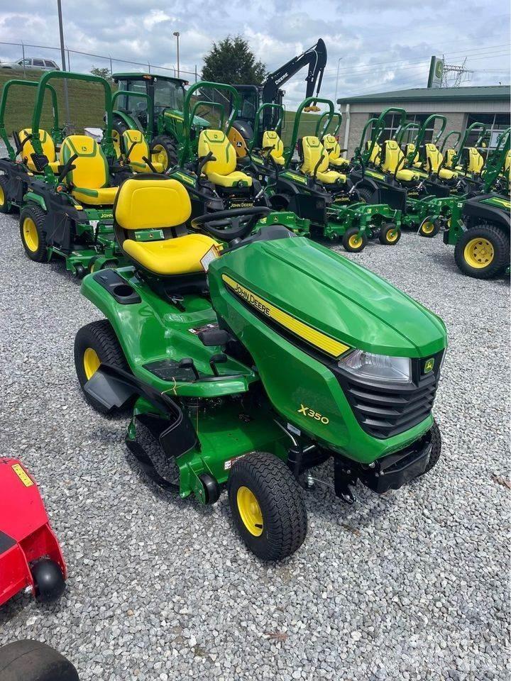 John Deere X350 小型拖拉机