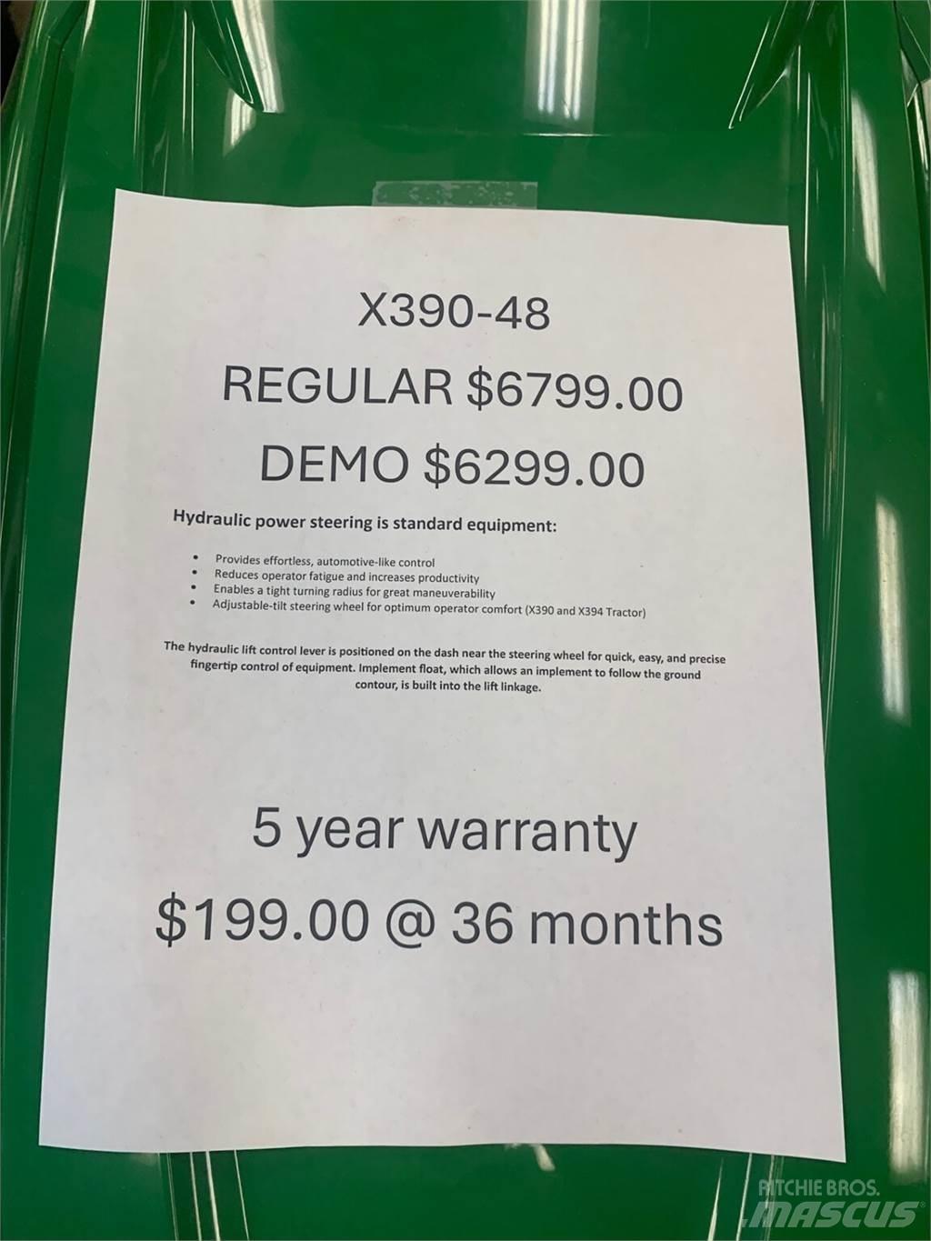 John Deere X390 小型拖拉机