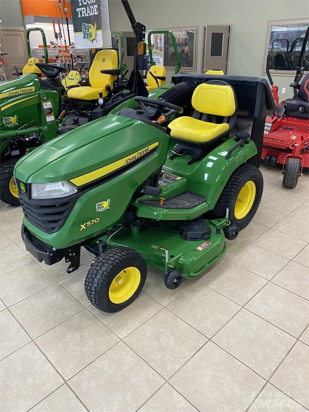 John Deere X570 小型拖拉机